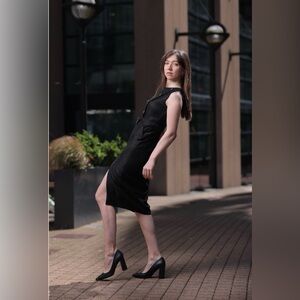 Chic Black Midi Dress